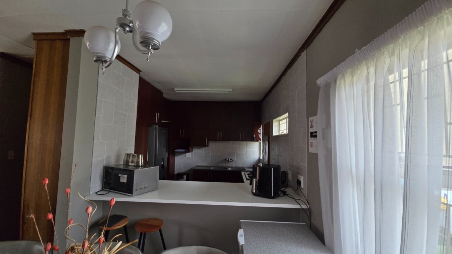 2 Bedroom Property for Sale in Langenhovenpark Free State